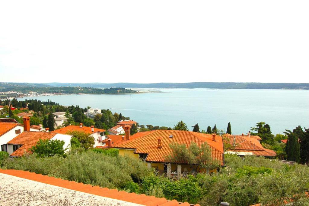 Beautiful Street Apartment Portoroz Exterior photo